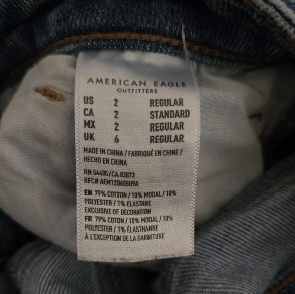 American Eagle‎ Stretch Mom High Rise Medium Wash Ankle Jeans - Picture 6 of 6